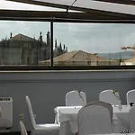 Dorma Alfonso Viii מלון 4*