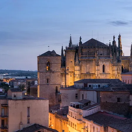 Hotell Dorma Alfonso Viii Plasencia