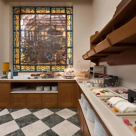 Dorma Alfonso Viii Hotell