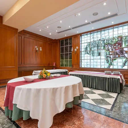 Exe Alfonso Viii 4* Plasencia