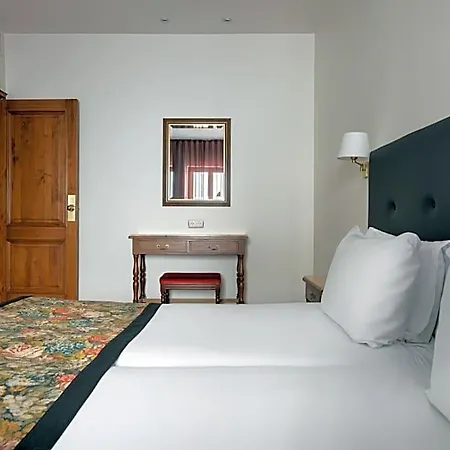 Hotel Dorma Alfonso Viii 4*