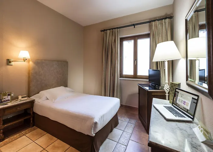 Exe Alfonso Viii Hotel 4*