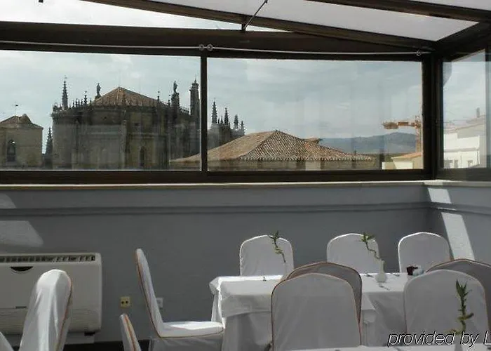 Dorma Alfonso Viii Hotell 4*