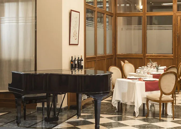 Dorma Alfonso Viii Hotel 4*