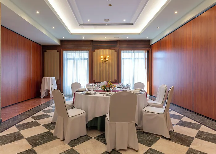 Hotel Dorma Alfonso Viii